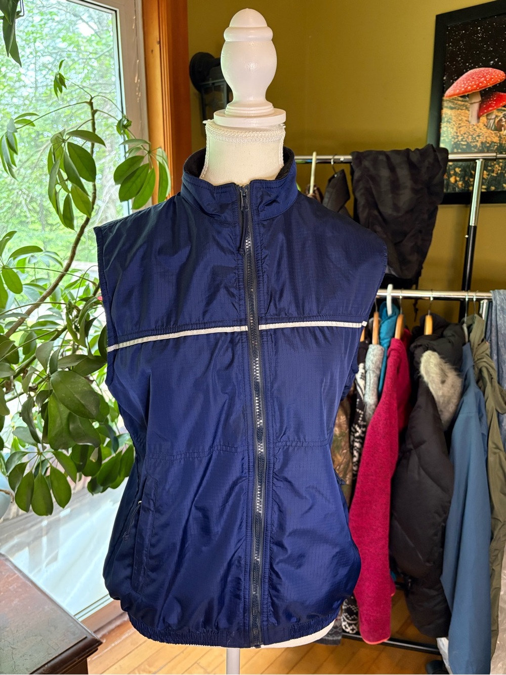 MEC Women's Navy Blue Zip Vest